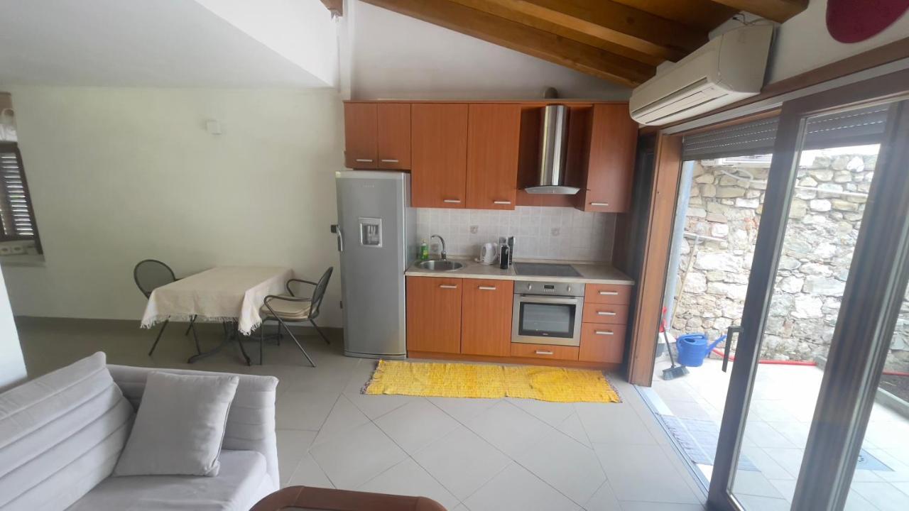 Arbe Downtown Apartment Rab Town Bagian luar foto
