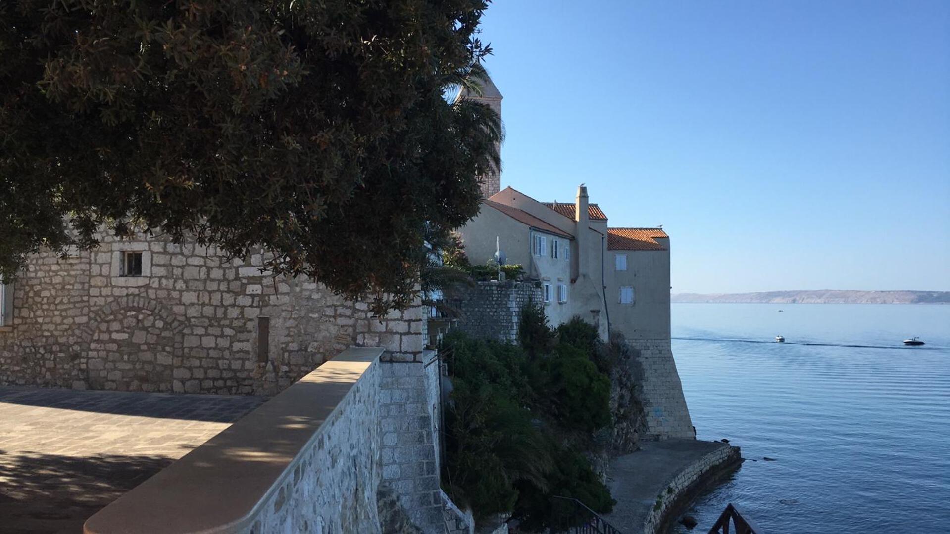Arbe Downtown Apartment Rab Town Bagian luar foto